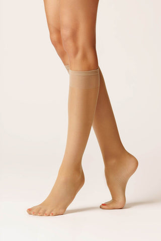 Sosete transparente lungi cu efect de hidratare SO SOFT 15 den - Laura Baldini